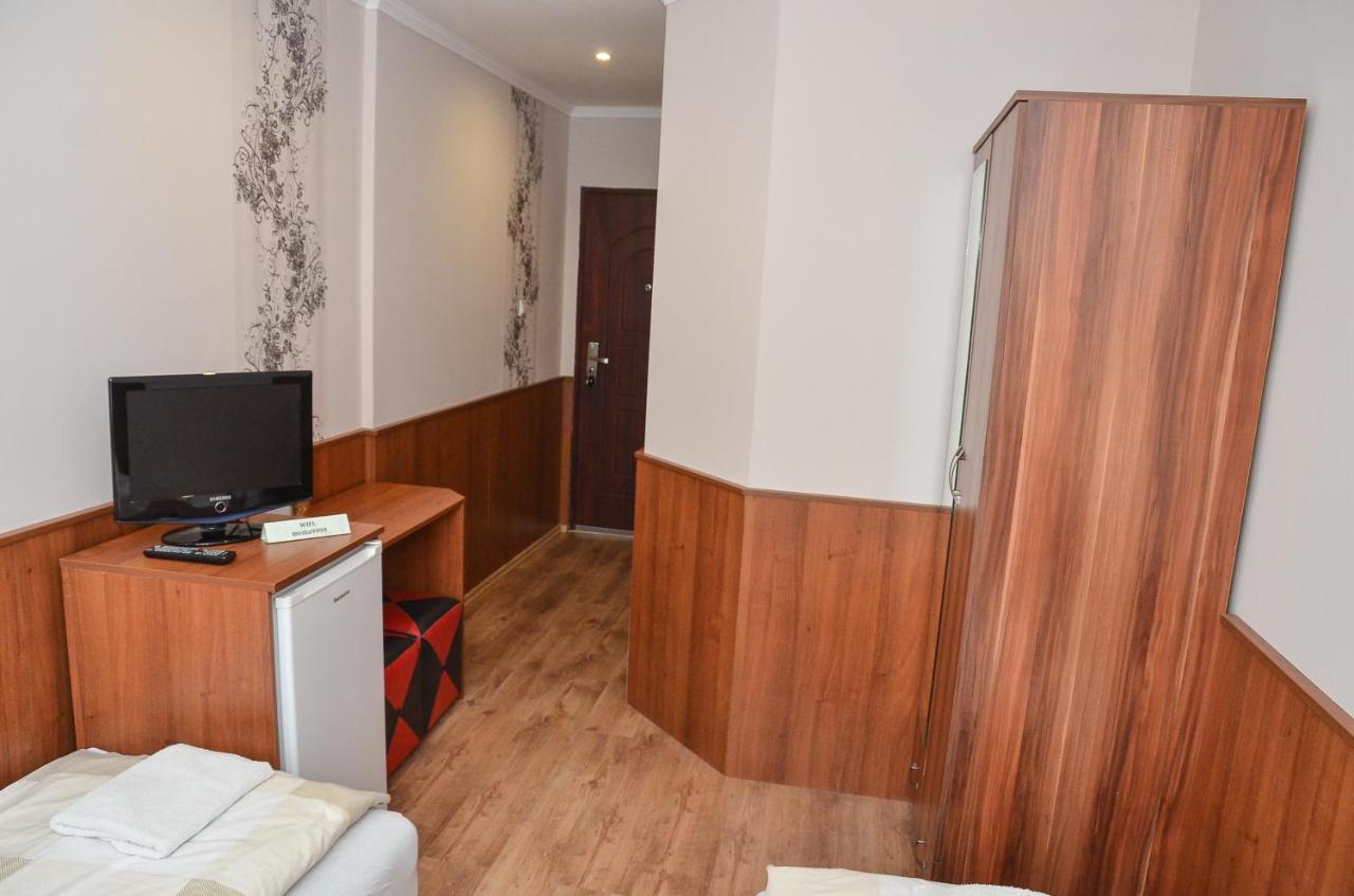 Media Panzio Es Apartmanhaz Hajdúszoboszló Exterior foto